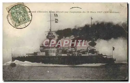 Cartes postales Bateau de guerre Le Iena detruit par l'explosion du 12 mars 1907
