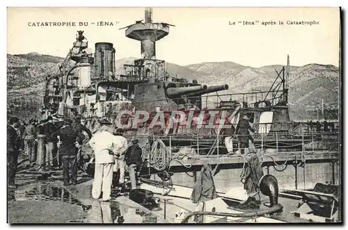 Cartes postales Bateau de guerre Le Iena apres la catastrophe