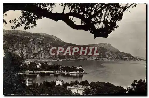 Cartes postales moderne Beaulieu sur Mer Pointe des Fourmis et Villa Kerylos Au fond La baie d&#39Eze