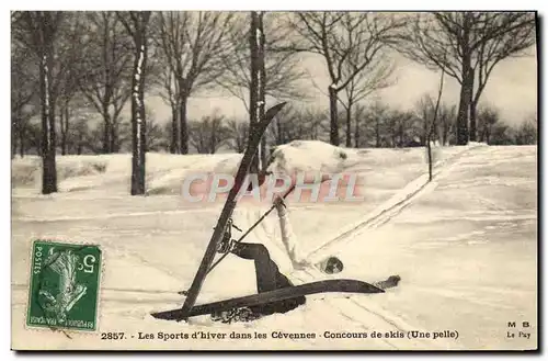 Ansichtskarte AK Sports d&#39hiver Ski dans les Cevennes Concours de skis Une pelle