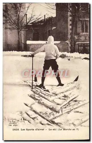 Cartes postales Sports d&#39hiver Ski La marche en V