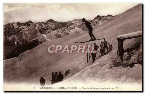 Ansichtskarte AK Sports d&#39hiver Ski Luchon Superbagneres Un saut impressionnant