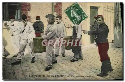 Cartes postales Militaria Caserne Une mauvaise corvee