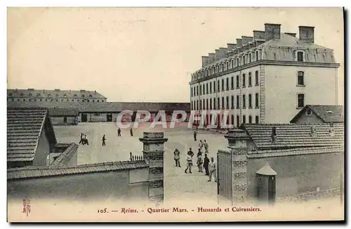 Ansichtskarte AK Militaria Caserne Reims Quartier Mars Hussards et Cuirassiers
