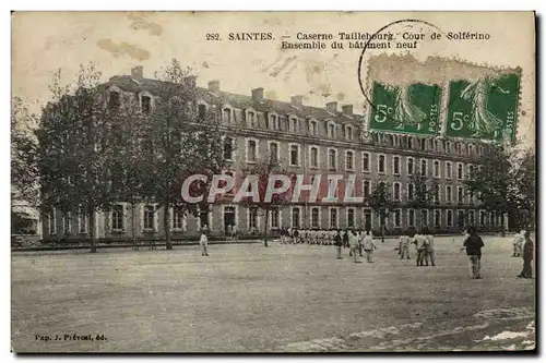 Ansichtskarte AK Militaria Caserne Saintes Caserne Taillebourg Cour de Solferino Ensemble du batiment neuf