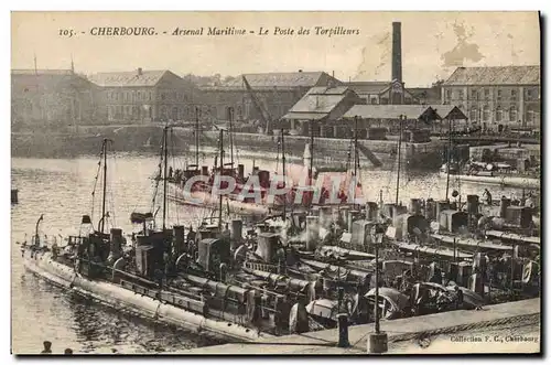Ansichtskarte AK Bateau de guerre Cherbourg Arsenal militaire Le poste des torpilleurs