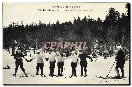 Ansichtskarte AK Sports d&#39hiver Ski Le Lioran en hiver Une descente en skis