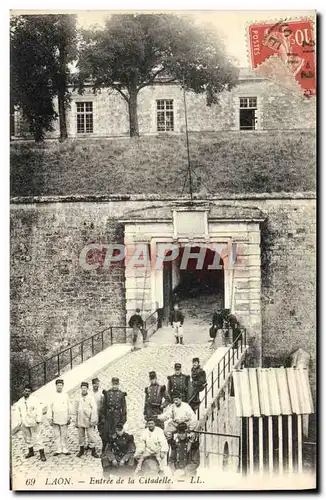 Cartes postales Militaria Caserne Laon entree de la citadelle