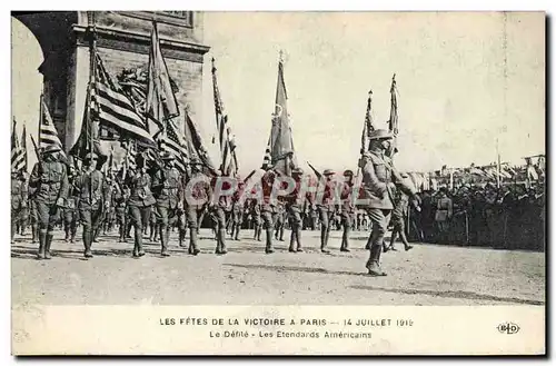 Ansichtskarte AK Militaria Paris Fetes de la Victoire 14 juillet 1919 Le defile Les etendards americains