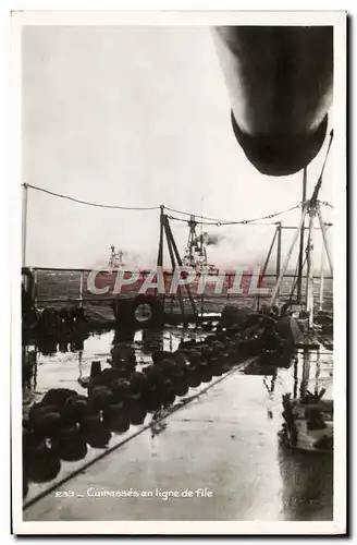 Cartes postales Bateau Guerre Cuirasses en ligne de file