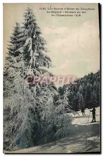 Ansichtskarte AK Sports d&#39hiver Ski Dauphine Le SAppey Skieurs au col de l&#39Emeindres