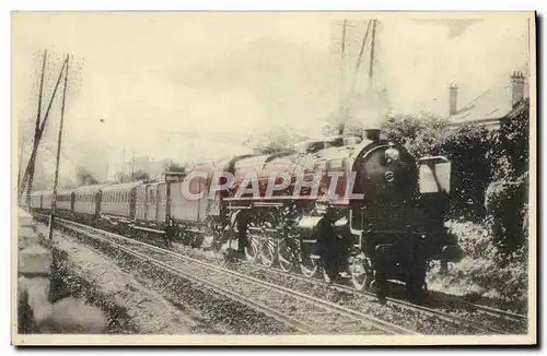 Ansichtskarte AK Train Locomotive Region de l&#39Ouest Le rapide Cherbourg Paris dans la banlieue de Paris