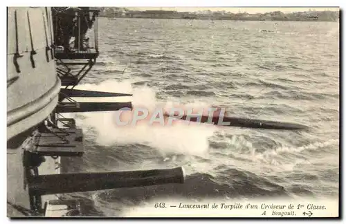 Ansichtskarte AK Bateau Guerre Lancement d&#39une torpille d&#39un croiseur de 1ere classe