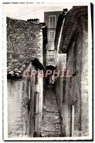 Cartes postales St Paul de Vence Ses Remparts Son Eglise sa fontaine Rue du Casse Cou