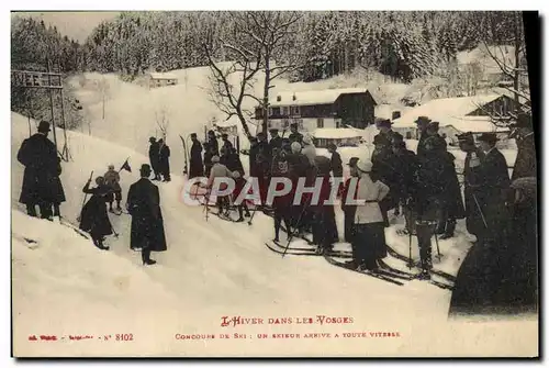 Cartes postales Sports d&#39hiver Ski Vosges Concours de ski Un skieur arrive a toute vitesse