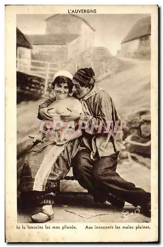 Cartes postales Nu erotique Femme Auvergne Aux innocents les mains pleines