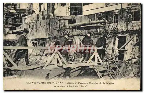 Ansichtskarte AK Bateau Guerre Catastrophe du Iena Monsieur Thomson ministre de la marine se rendant a bord du Ie