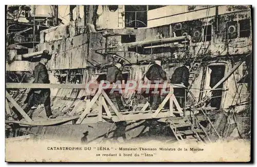 Cartes postales Bateau Guerre Catastrophe du Iena Monsieur Thomson ministre de la marine se rendant a bord du Ie