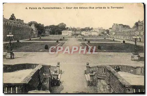 Cartes postales Palais de Fontainebleau Cour des Adieux Vue prise de la terrasse