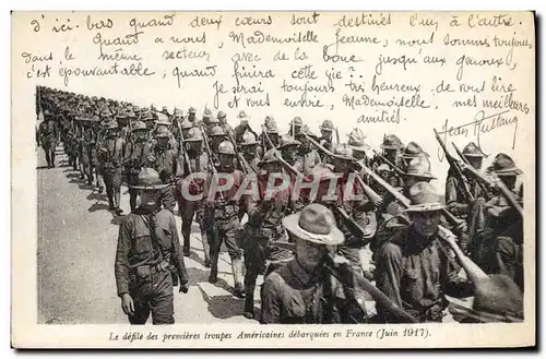 Cartes postales Militaria Le defile des premieres troupes americaines debarquees en France Juin 1917