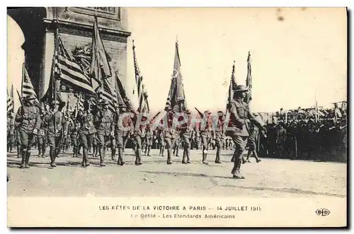 Cartes postales Militaria Fetes de la Victoire 14 juillet 1919 Le defile Les etendards americaines