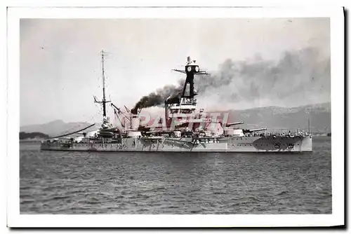 Cartes postales moderne Bateau Guerre