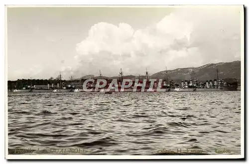 Cartes postales moderne Bateau Guerre Flotille du Quai Noel