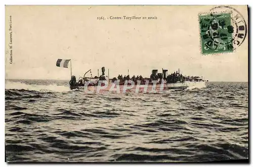 Cartes postales Bateau Guerre Contre torpilleur en essais