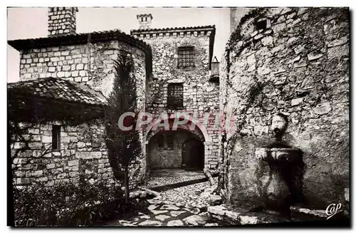 Cartes postales Cote d&#39Azur Eze La fontaine et le chateau Barlow