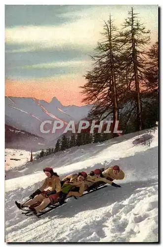 Cartes postales Sports d&#39hiver Ski FEmmes en luge