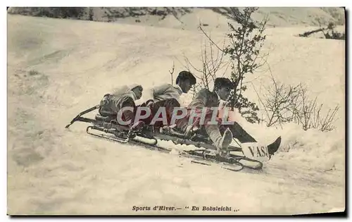 Cartes postales Sports d&#39hiver Ski En Bobsleicht