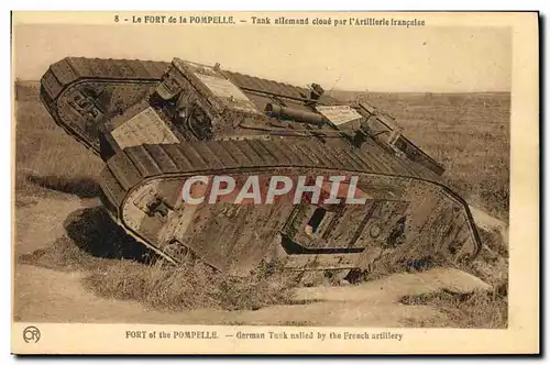 Ansichtskarte AK Militaria Tank Fort de la Pompelle Tank allemand cloue par l'artillerie allemande