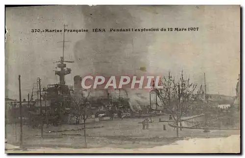 Cartes postales Bateau Guerre Iena pendant l'explosion de 12 mars 1907