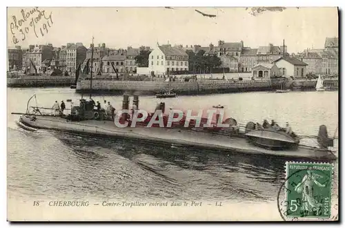 Cartes postales Bateau Guerre Cherbourg Contre torpilleur entrant dans le port