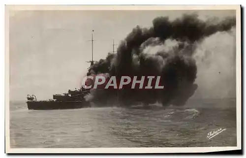 Cartes postales Bateau Guerre