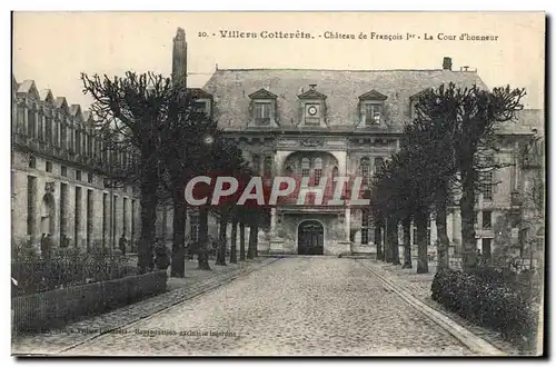 Ansichtskarte AK Villers Cotterets Le Chateau Francois 1er La cour d&#39honneur