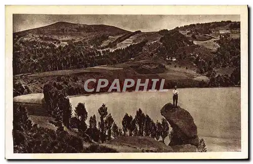 Cartes postales Lac D&#39Issarles un coin du lac