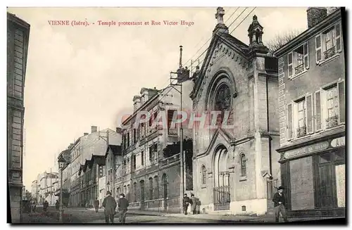 Cartes postales Vienne Temple protestant et rue Victor Hugo