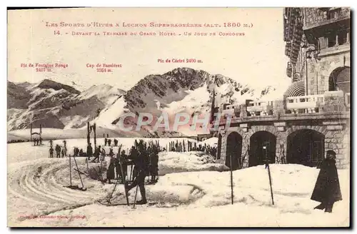 Cartes postales Sports d&#39hiver Ski Luchon Superbagneres Devant la terrasse du grand Hotel Un jour de concours