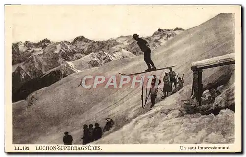 Ansichtskarte AK Sports d&#39hiver Ski Luchon Superbagneres Un saut impressionant