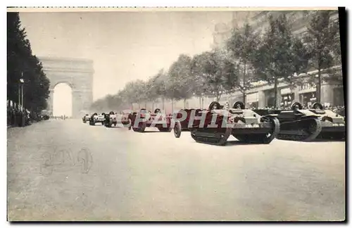 Cartes postales Militaria Tank Paris Champs Elysees