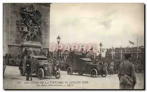 Cartes postales Militaria Tank Fetes de la Victoire 14 juillet 1919 Les auto mitrailleuses