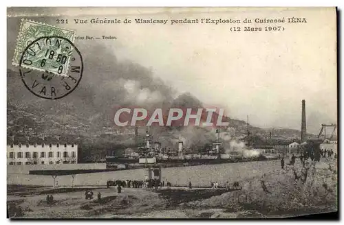 Cartes postales Bateau Guerre Vue generale de Missiessy pendant l&#39explosion du cuirasse Iena