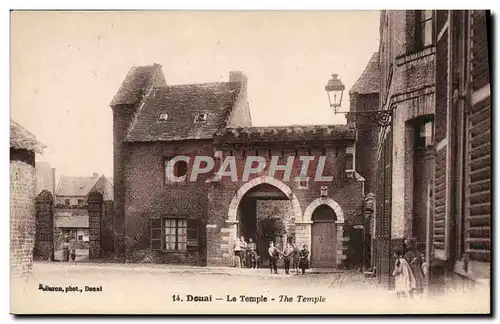 Cartes postales Douai Le Temple