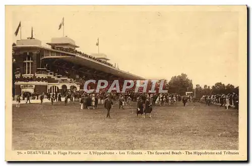 Ansichtskarte AK Cheval Equitation Hippisme Deauville L&#39hippodrome Les tribunes