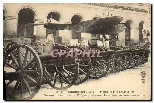 Cartes postales Militaria Paris Musee de l&#39armee Groupe de canons de 77 exposes aux Invalides au fond un taub