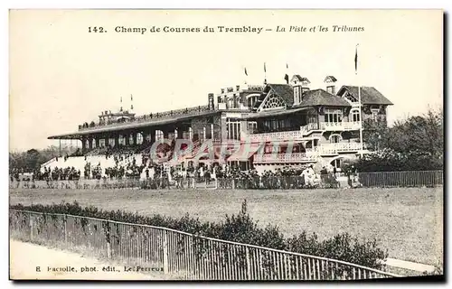 Cartes postales Cheval Equitation Hippisme Champ de courses du Tremblay La piste et les tribunes