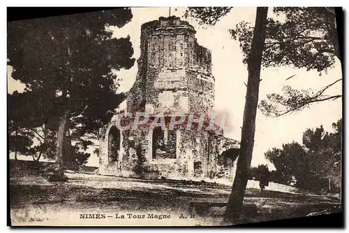 Cartes postales Nimes La Tour Magne