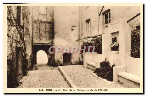Ansichtskarte AK Dole Cour de la maison natale de Pasteur