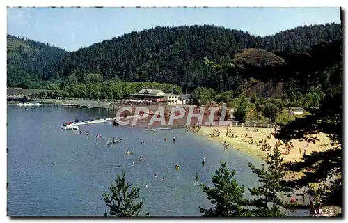 Cartes postales moderne L&#39Auvergne Le Lac Chambon La plage